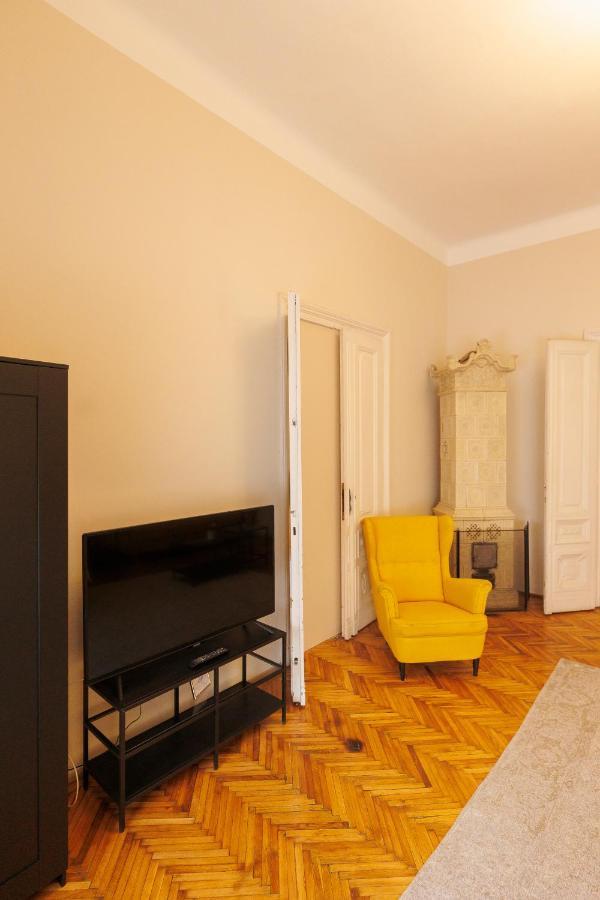 Apartament Spacious Flat In Old Town Wi-fi Timişoara